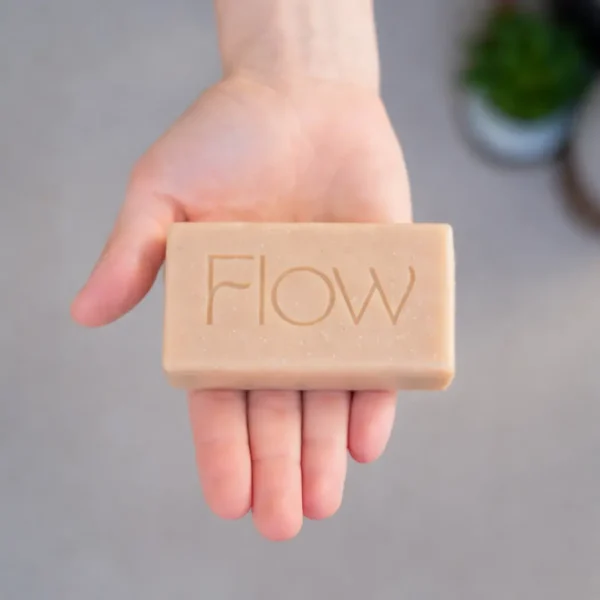 Flow Cosmetics - Rhassoul & Salt - Shampoo bar - Afbeelding 4